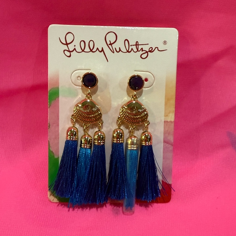 Lilly Pulitzer Seaside Capri Blue Tassel Seashell Statement Earrings - Picture 2 of 2